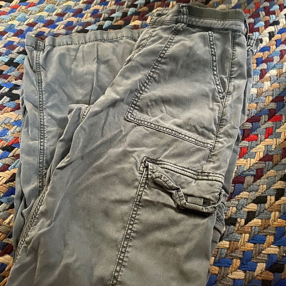 American Eagle Cargo Pants